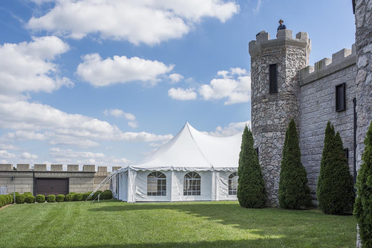 Kentucky Castle Hotel Versailles Екстериор снимка