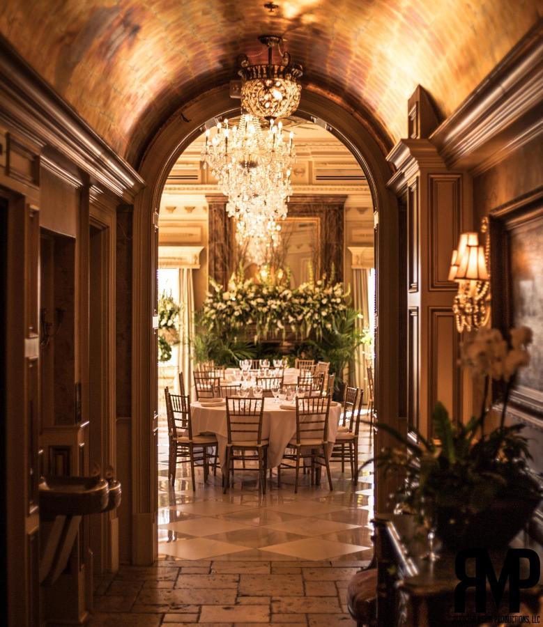 Kentucky Castle Hotel Versailles Екстериор снимка
